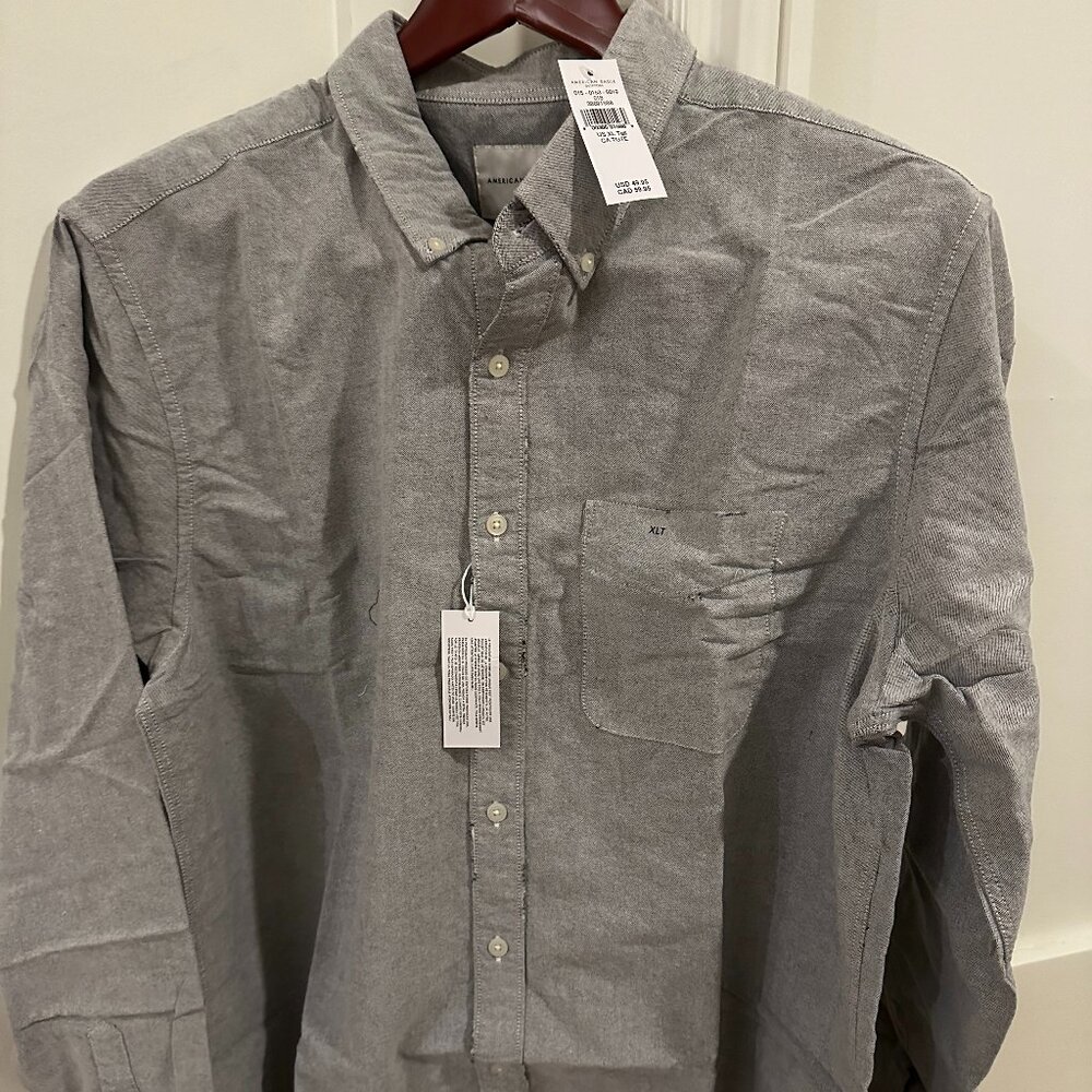 American Eagle Classic Fit Button Down Shirt Gray XLT NWT
